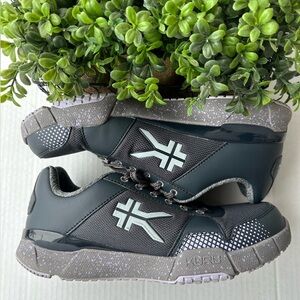KURU Men's Dark Gray Sneakers size 9.5